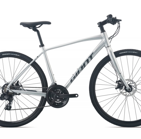                                      GIANT 2022 ESCAPE 2                                