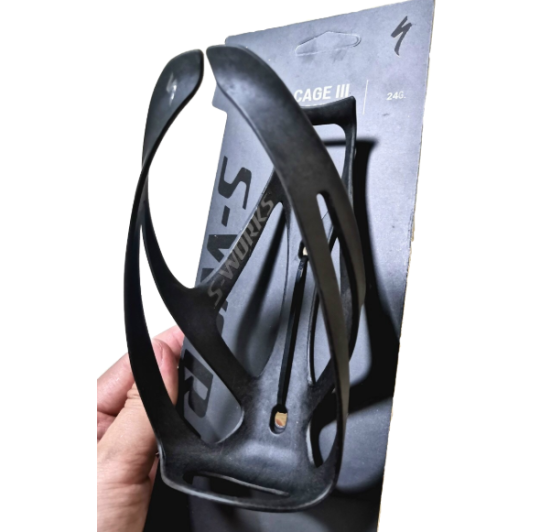                                      gong-nuoc-carbon-sieu-nhe-s-works                                