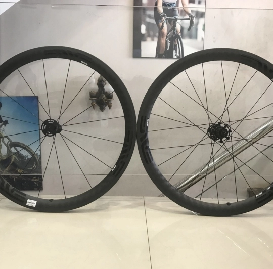                                      Vành Enve vân carbon 3K                                